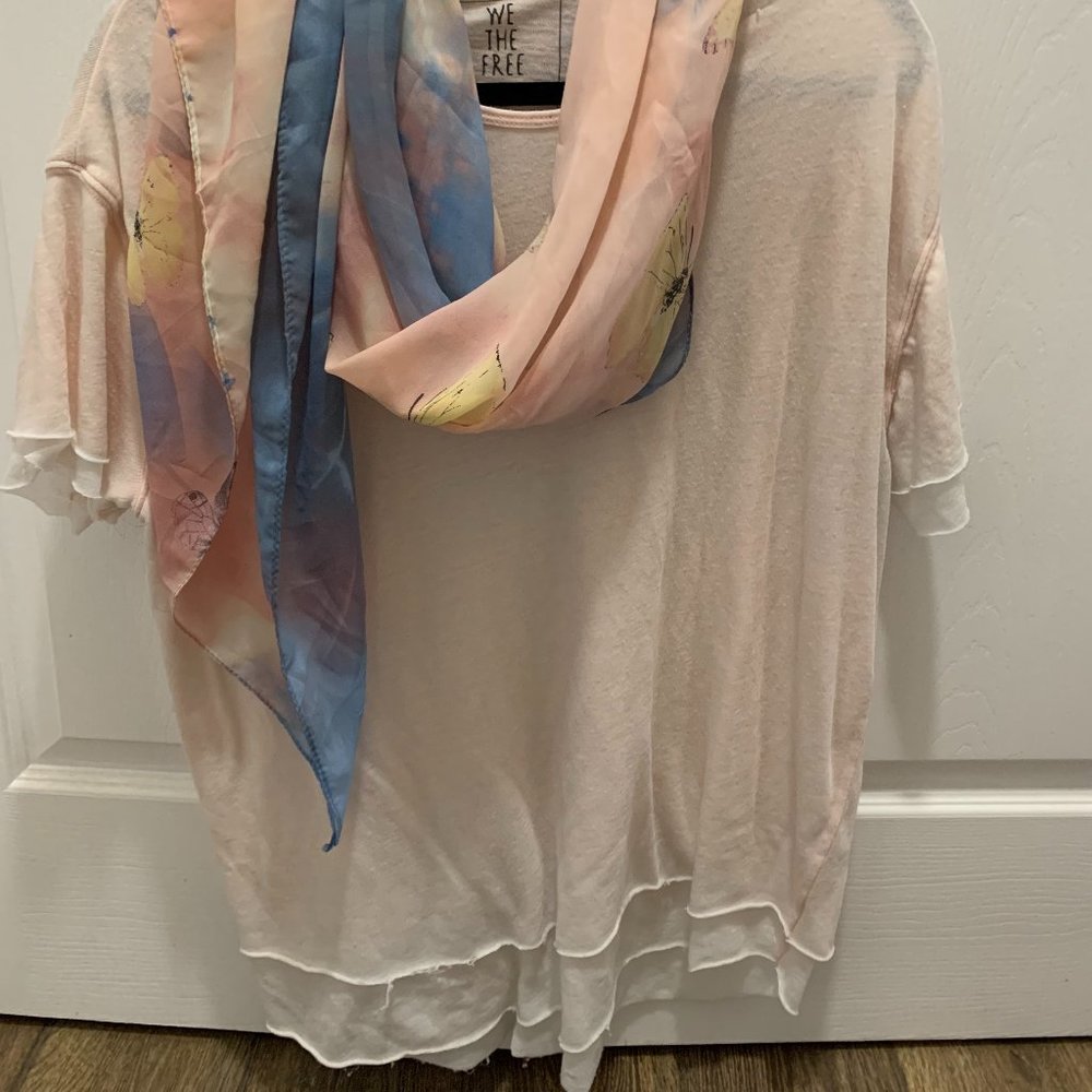 WE THE FREE-CREPE TIERED T